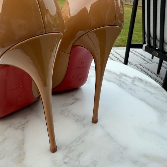 Preowned Authentic Christian Louboutin Nude Patent So Kates 120mm sz 41 - Picture 9 of 17